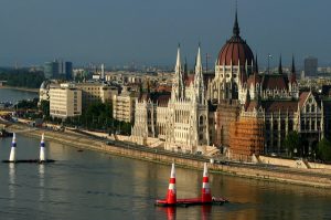 Reb Bull Air Race in Budapest by zsoolt